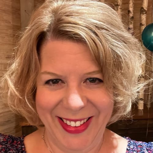 Headshot of Sue Gardner, LCSW