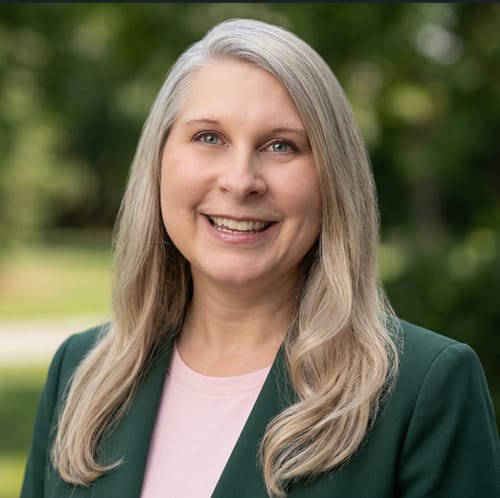 Headshot of Paula Donnelly, LPC