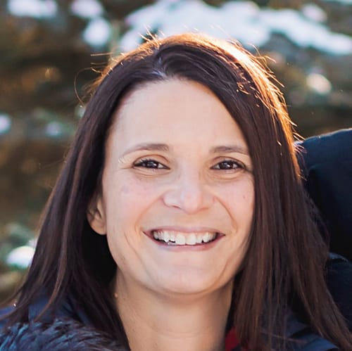 Headshot of Sharna DeLuca, LPC
