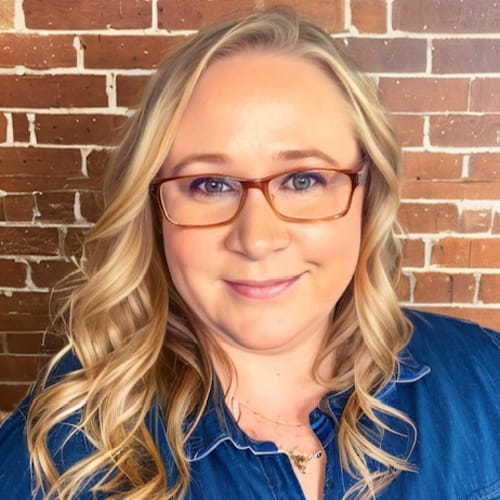 Headshot of Stephanie Tintner, LCSW