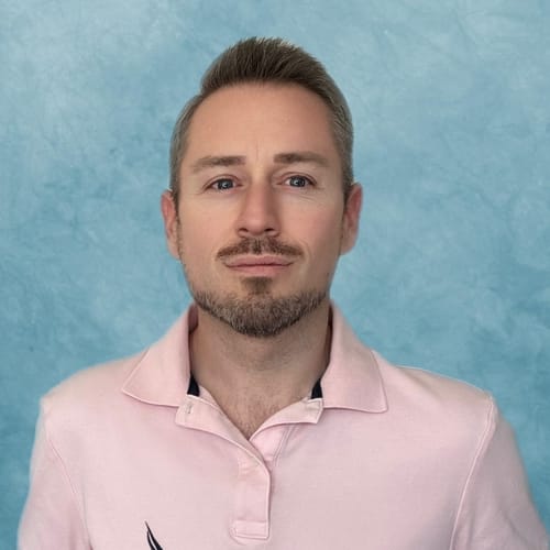 Headshot of Nicholas Bennett, LICENSED_PSYCHOLOGIST