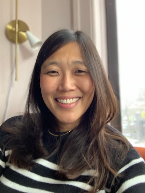 Headshot of Holly Tse, LMFT