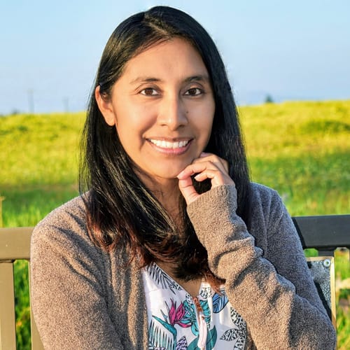 Headshot of Gisela Mondragon, LMFT