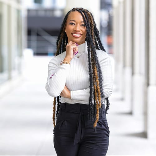 Headshot of Jasmine Smith, LCSW