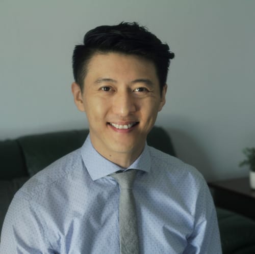 Headshot of Justin Wong, LMFT