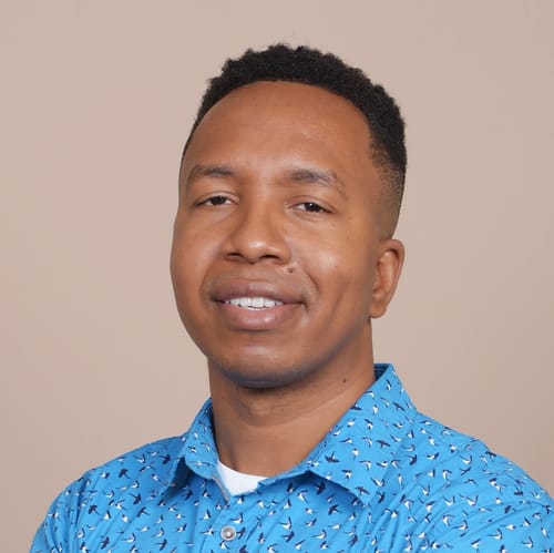 Headshot of Peterson Pierre-Paul, LCSW