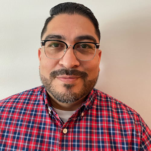 Headshot of Elmer Herrera, LCSW