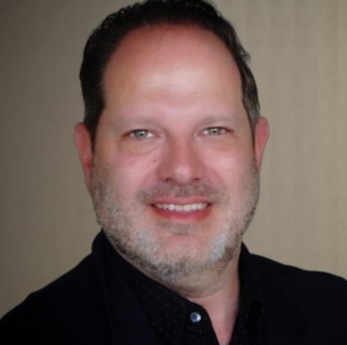 Headshot of Loren Morris, LCPC