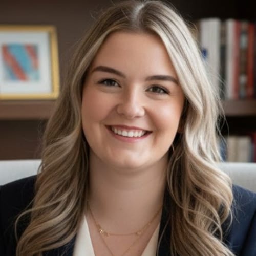 Headshot of Lauren Savery, LCSW