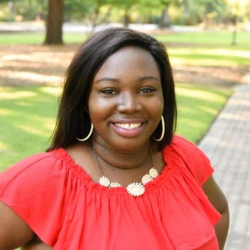 Headshot of Alexxis Carson, LPC