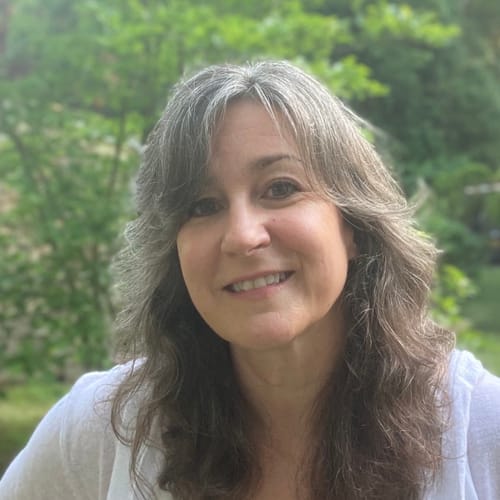 Headshot of Lynn Wohland, LCAT