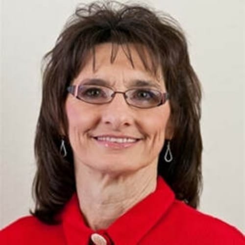 Headshot of Carol Greenberg, LPC
