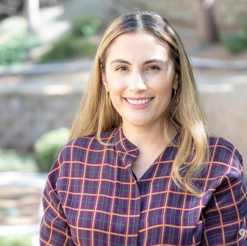 Headshot of Sofia Alonso Baez, LMFT