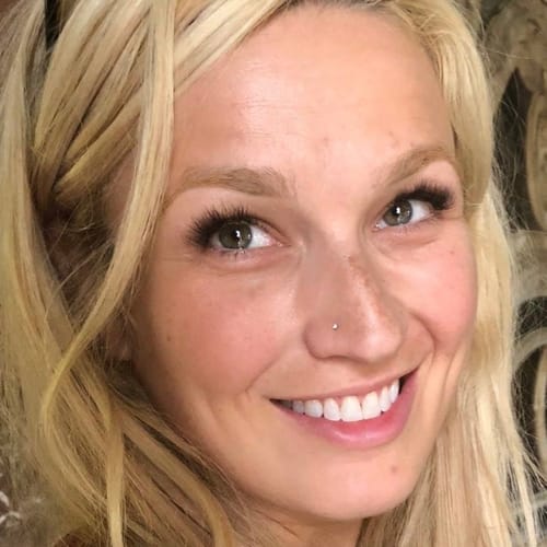 Headshot of Angel Reed, LICSW