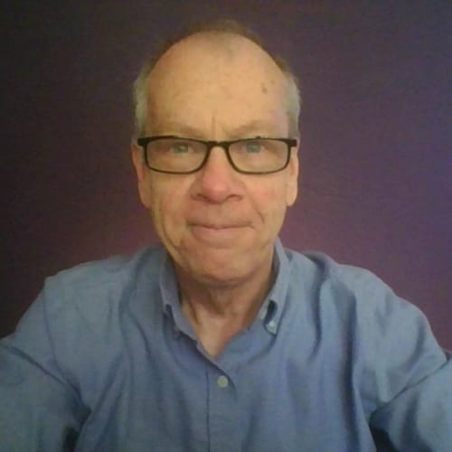 Headshot of Thomas Echlin, LMFT
