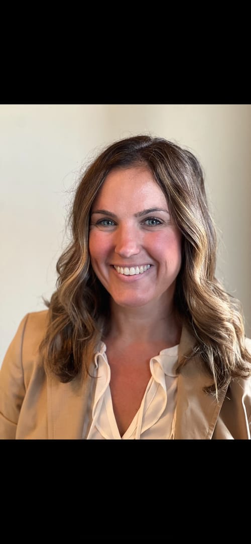 Headshot of Jennifer Barletta, LMHC