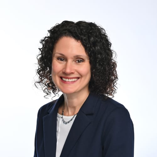 Headshot of April Glenn, LMHC