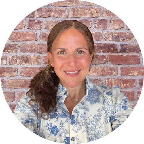 Headshot of Esther Gottlieb, LCSW_OUT_OF_STATE