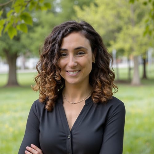 Headshot of Danielle Frouws, LMHC