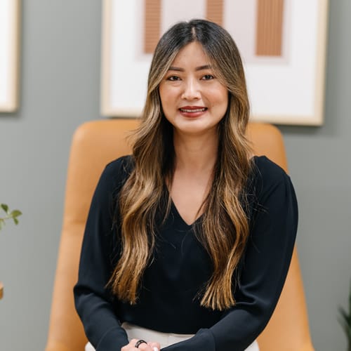 Headshot of Lucy Han, LCSW