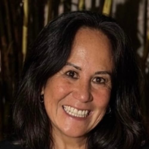 Headshot of Lani Espinas, LMFT