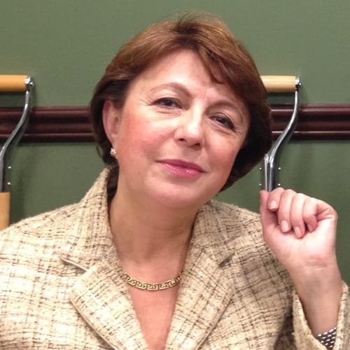 Headshot of Inna Kreyman, LCSW