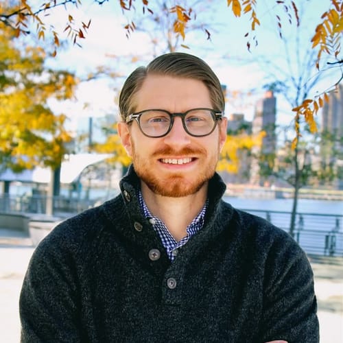 Headshot of Jonathan Vogelman, CP