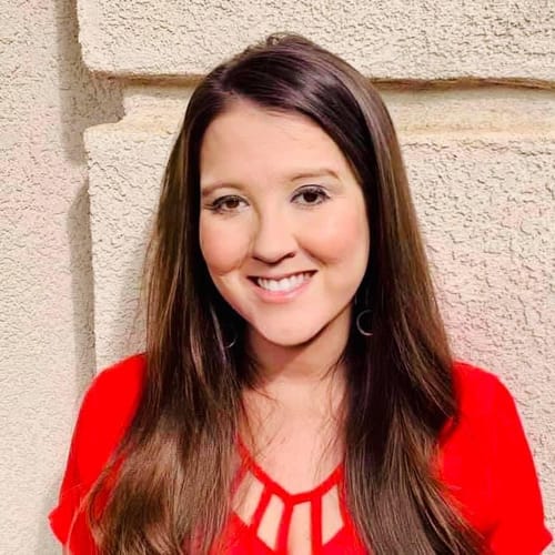 Headshot of Michelle Juhasz, LCSW