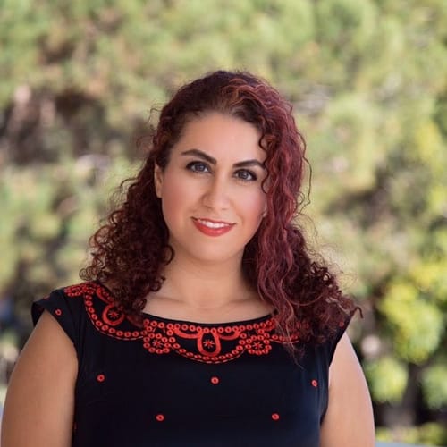 Headshot of Parinaz Golozar Basiri, LMFT