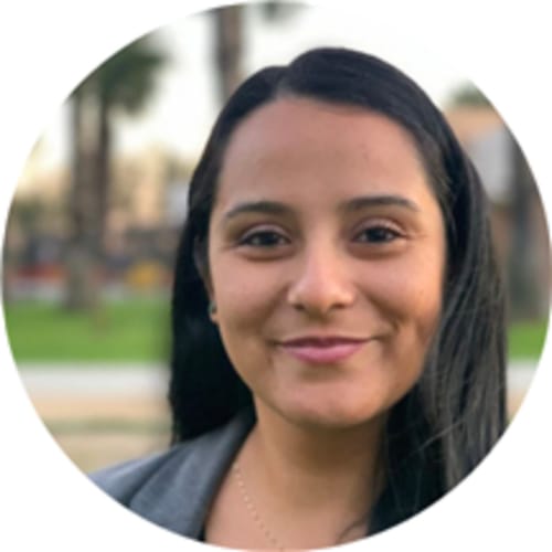 Headshot of Minerva Torres, LCSW