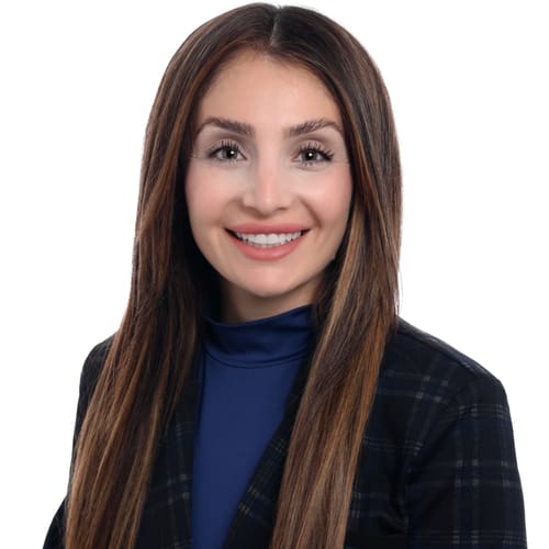 Headshot of Selina Hernandez, LPC