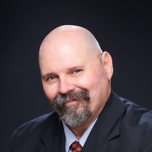 Headshot of Ronald Perales, LMFT