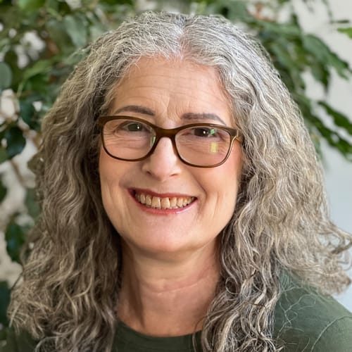 Headshot of Mara Brandon, LCSW