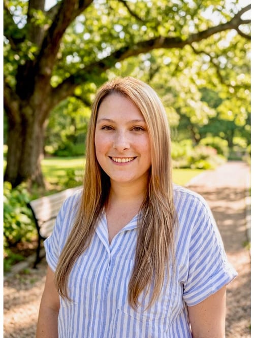 Headshot of Alyssa Stead, LMHC