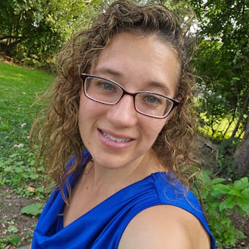 Headshot of Danielle Halstein, LCSW