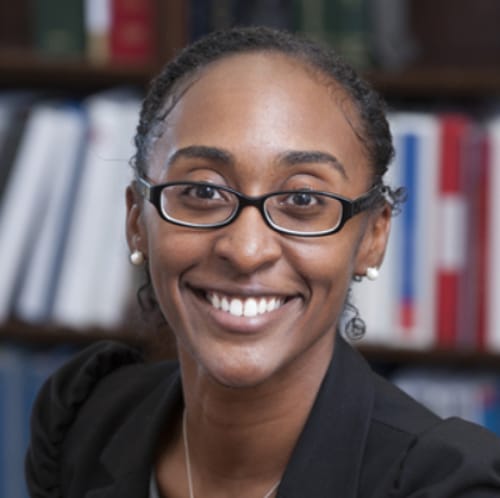 Headshot of Ebonii Nelson, LPC
