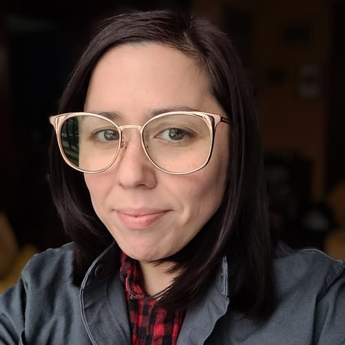 Headshot of Nichelle Alva, LMFT