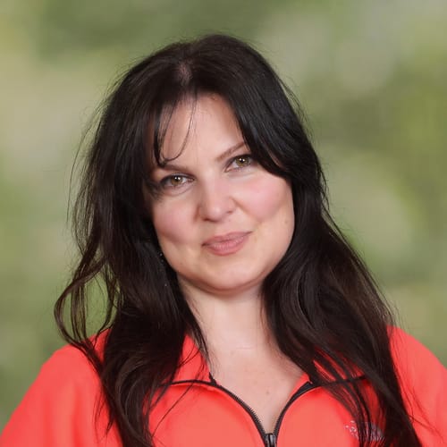 Headshot of Anna Parfyonova, LMFT