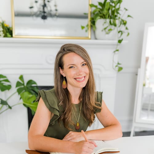 Headshot of Beth Kaufman, LPC