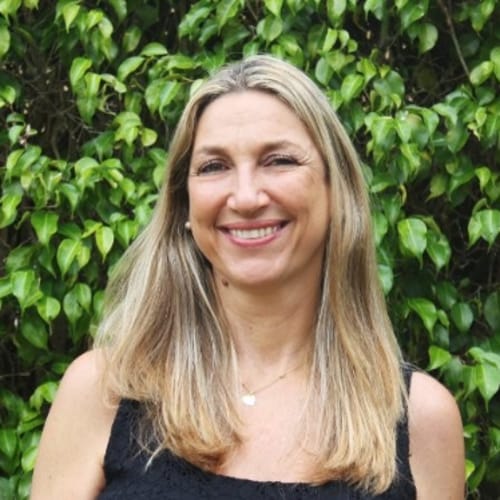 Headshot of Ruth Susterman, LMHC