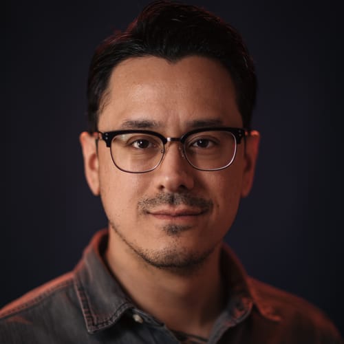 Headshot of Ricardo Contreras, LPC