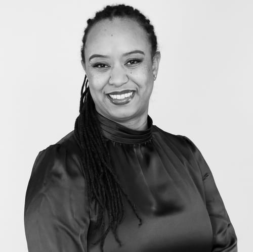 Headshot of Sheniqua Lee, LMHC