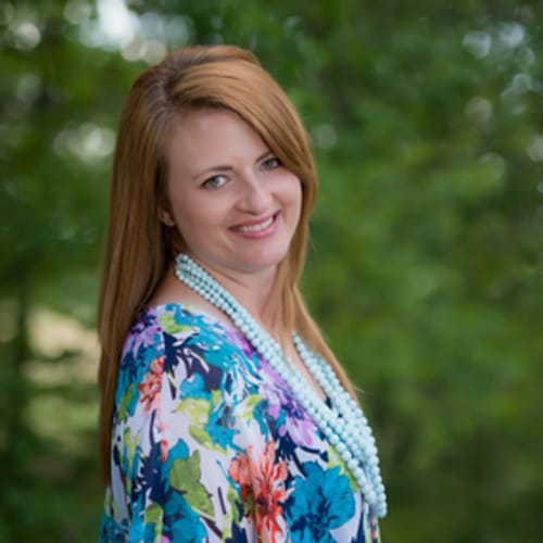 Headshot of Erin Evanson Lass, LCSW