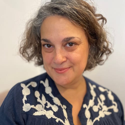 Headshot of Nikaya Smith, LCSW
