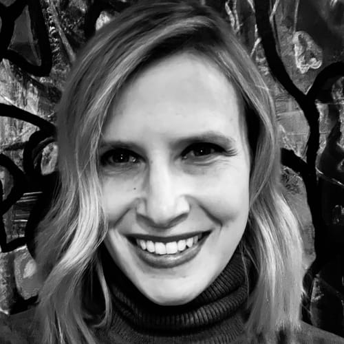 Headshot of Anne Zakaras, LCPC