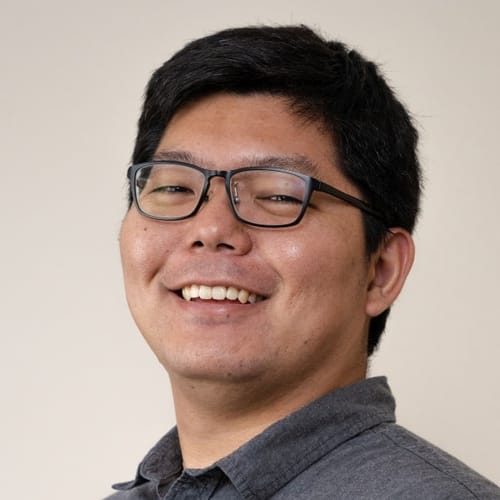 Headshot of Ryuji Yoneyama, LMFT
