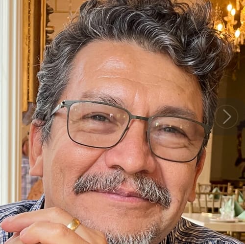 Headshot of Carlos Cantu, LCSW