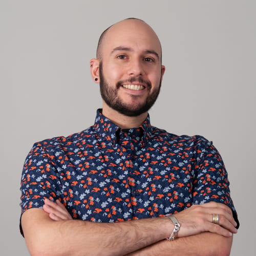 Headshot of Avi Levin, LCSW
