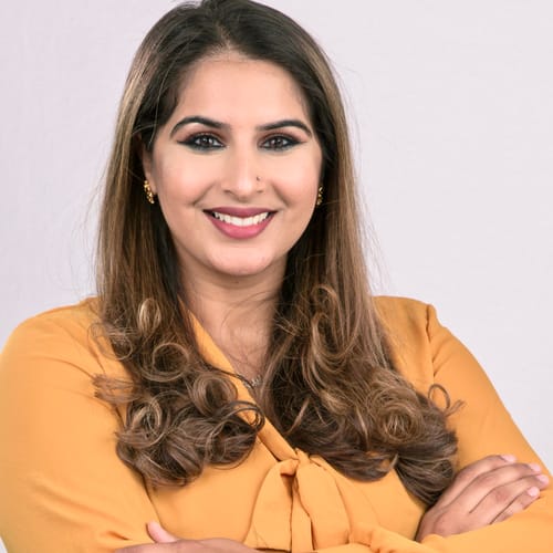 Headshot of Sana Jindani, LMHC