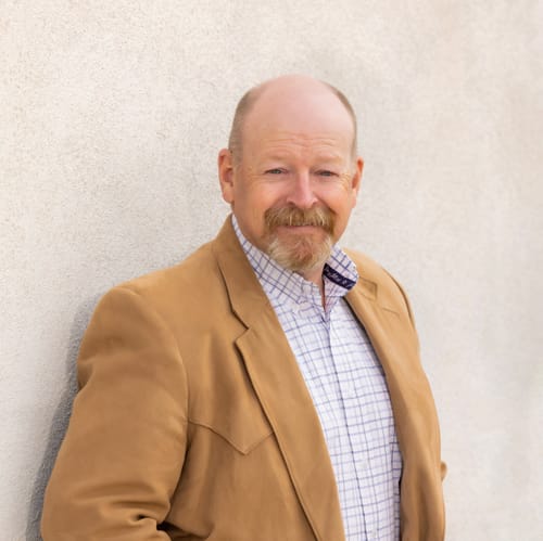 Headshot of Calvin Parker, LPC